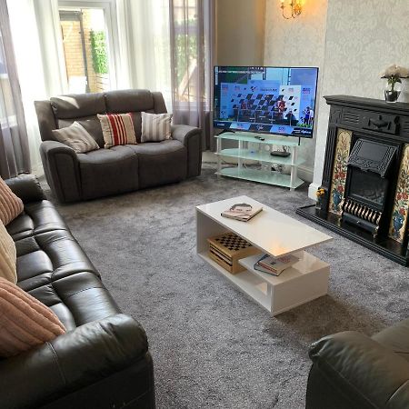 Heather Glen. Six Bedroom Home Near The Sea. Blackpool Esterno foto