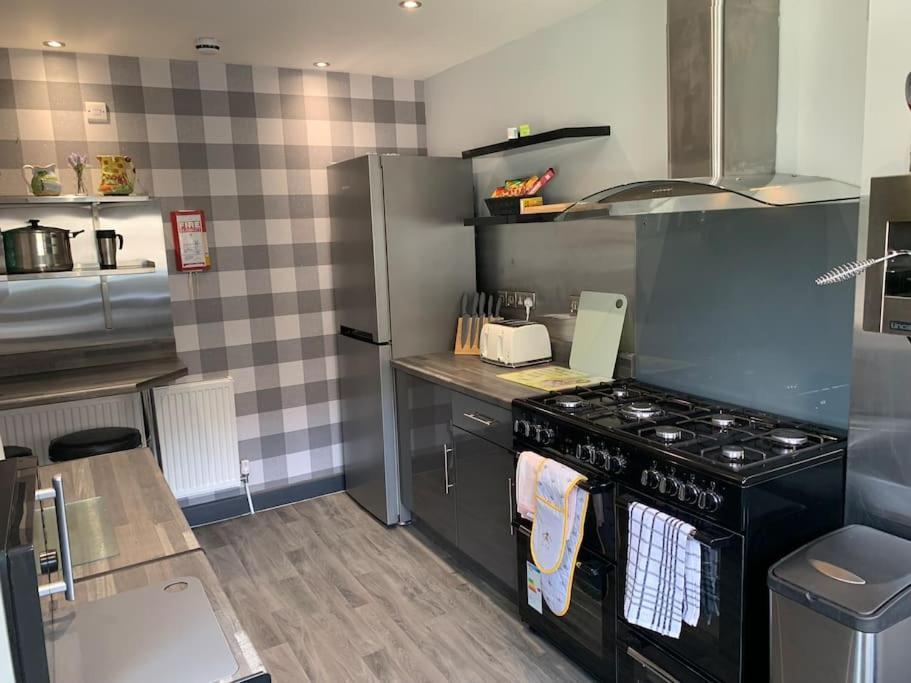 Heather Glen. Six Bedroom Home Near The Sea. Blackpool Esterno foto