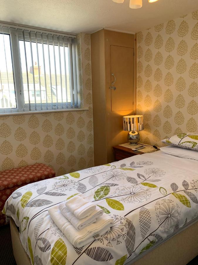 Heather Glen. Six Bedroom Home Near The Sea. Blackpool Esterno foto