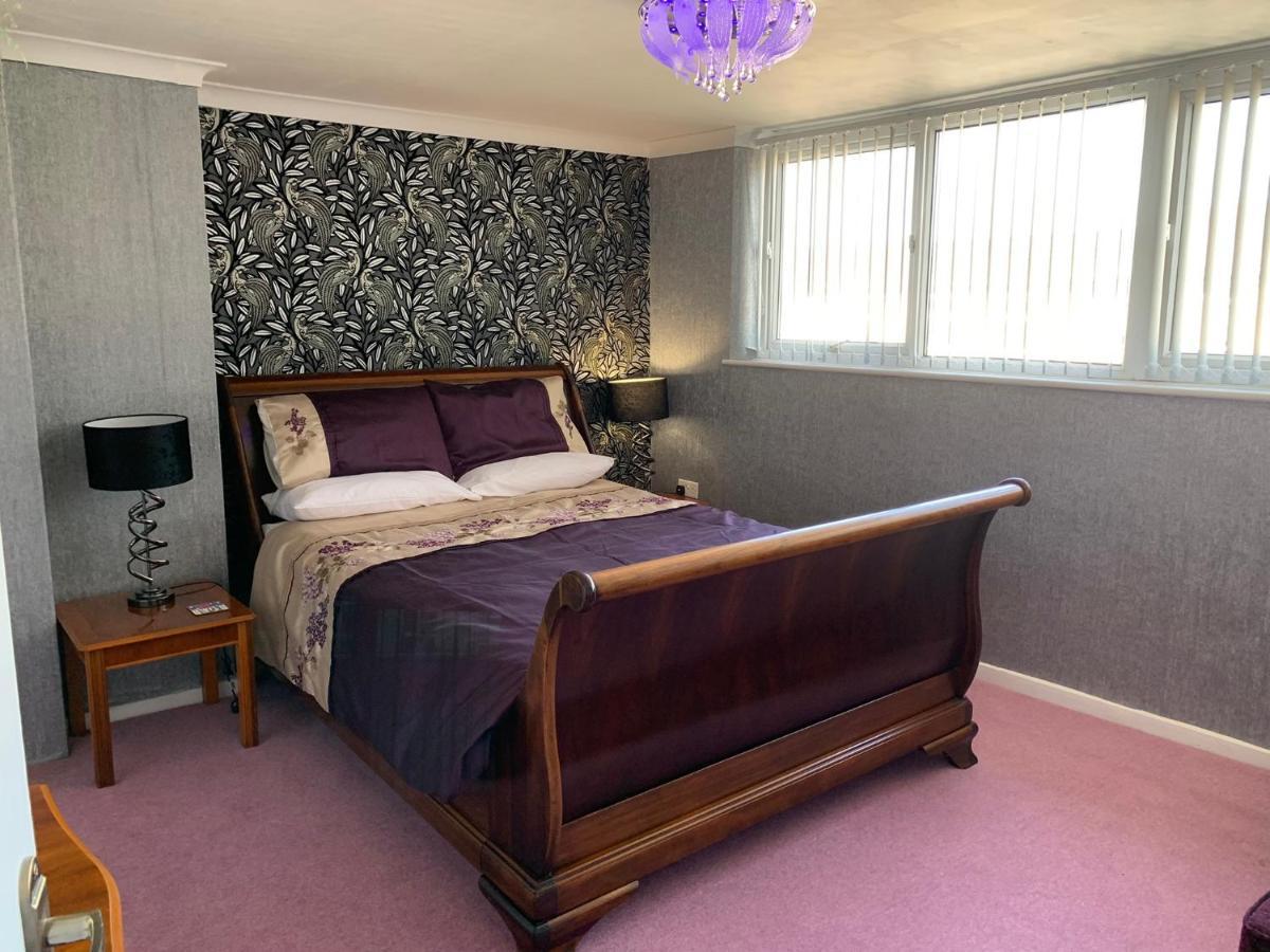 Heather Glen. Six Bedroom Home Near The Sea. Blackpool Esterno foto