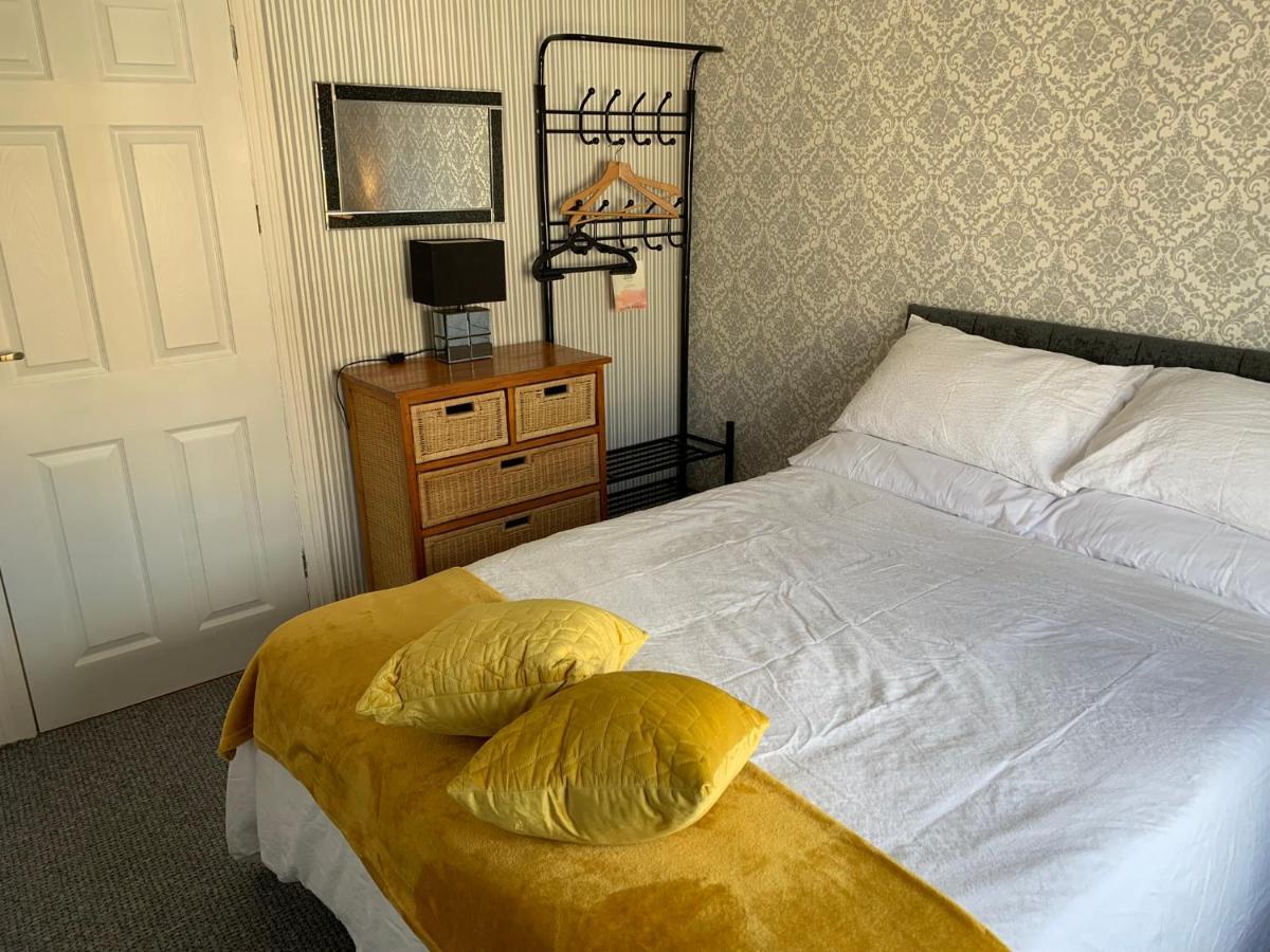 Heather Glen. Six Bedroom Home Near The Sea. Blackpool Esterno foto